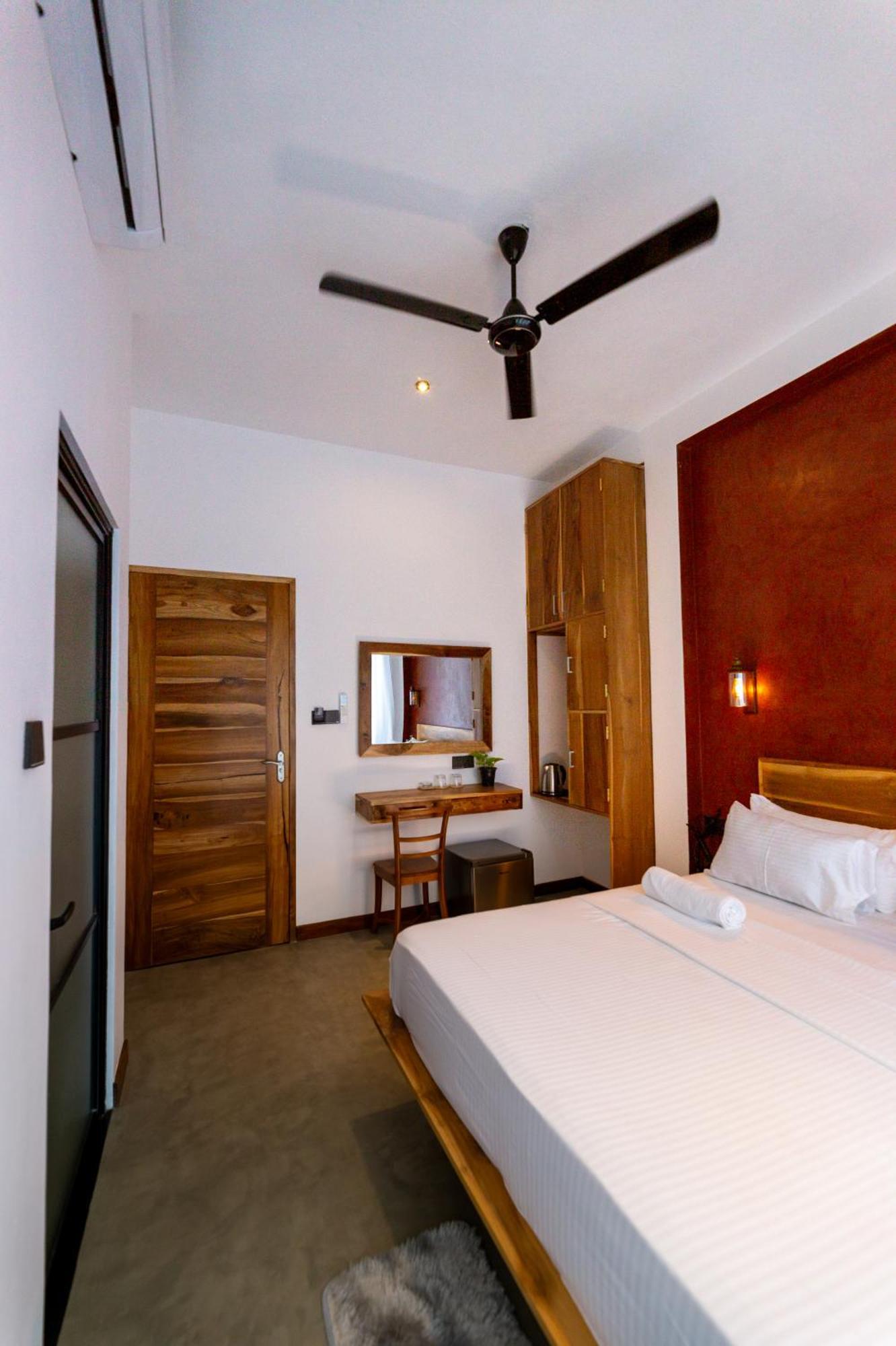 Hotel El Destino Hiriketiya à Dikwella Extérieur photo